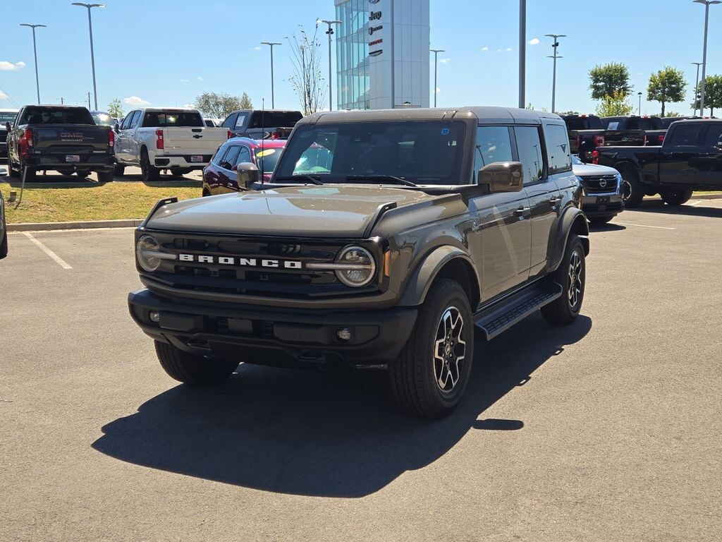 New 2026 Ford Bronco Outer Banks SUV