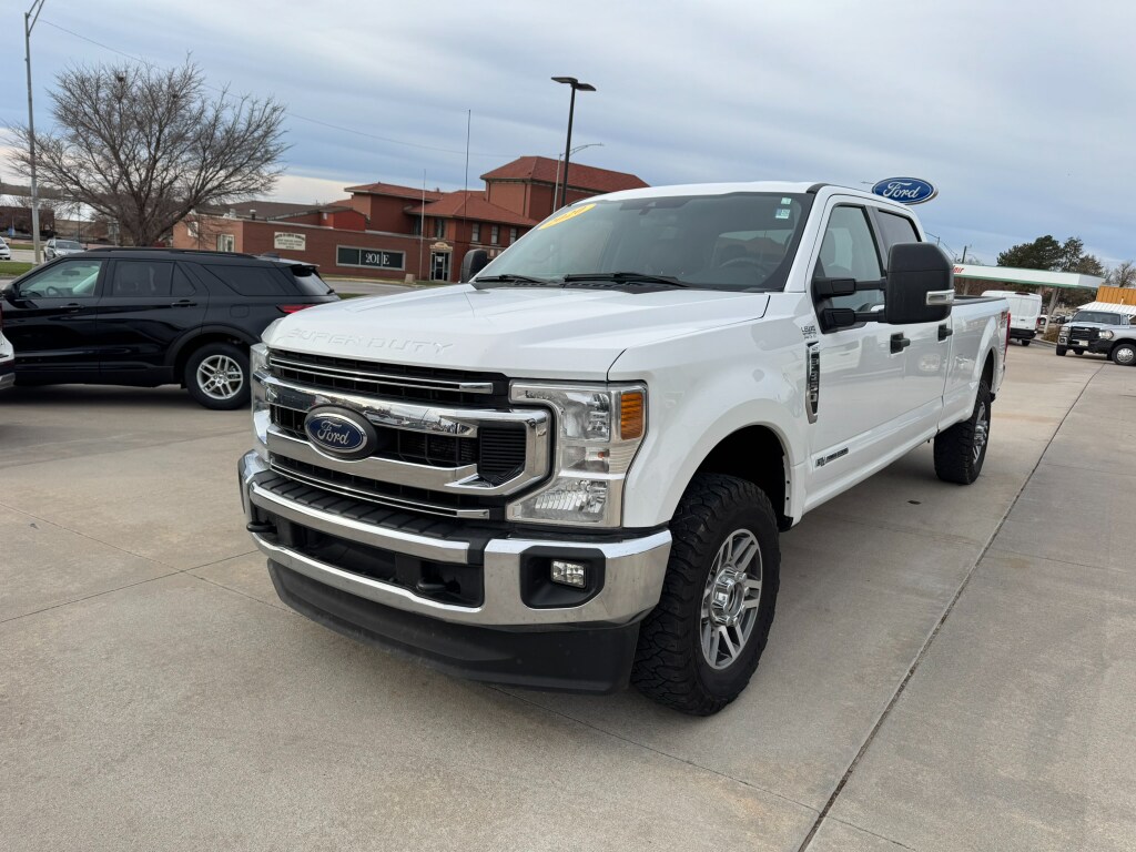 2020 Ford F-350 XLT photo 2