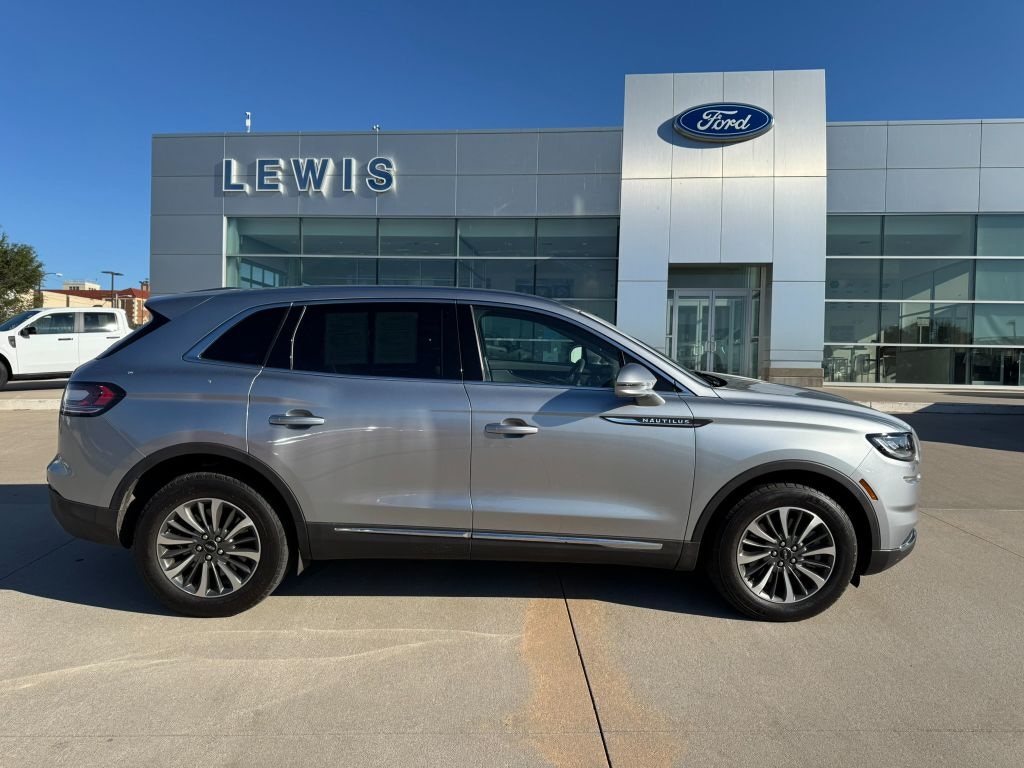 Used 2022 Lincoln Nautilus Reserve SUV