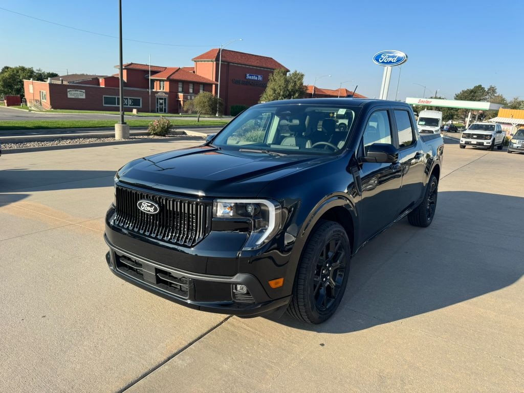 New 2025 Ford Maverick Lobo Standard Truck SuperCrew