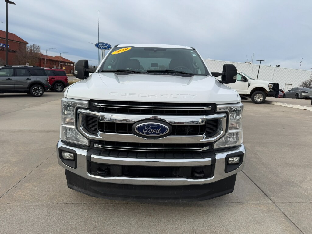 2020 Ford F-350 XLT photo 3