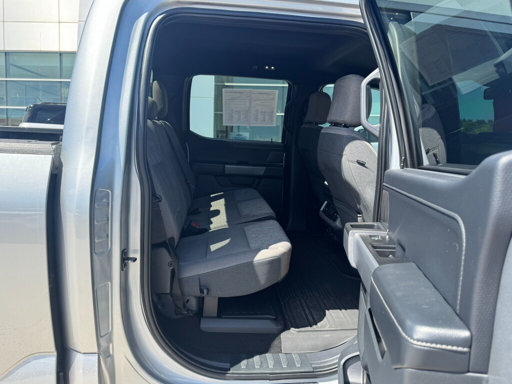 2024 Ford F-150 XLT - Photo 27