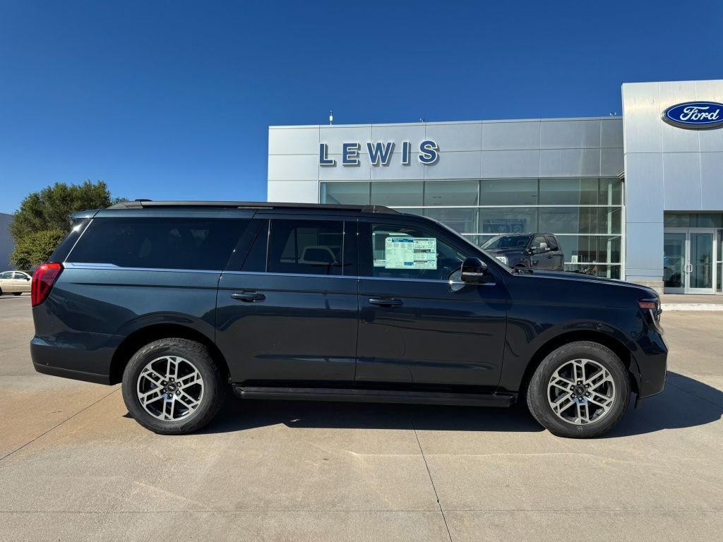 New 2025 Ford Expedition MAX Active SUV