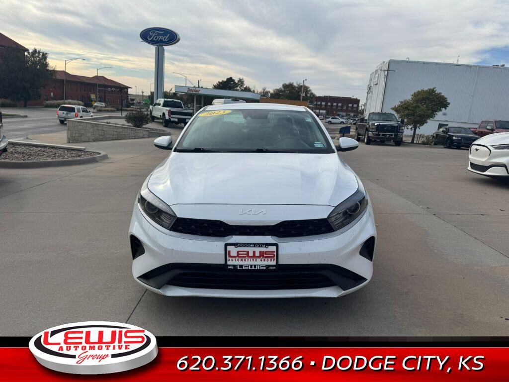 Used 2023 Kia Forte LXS Sedan