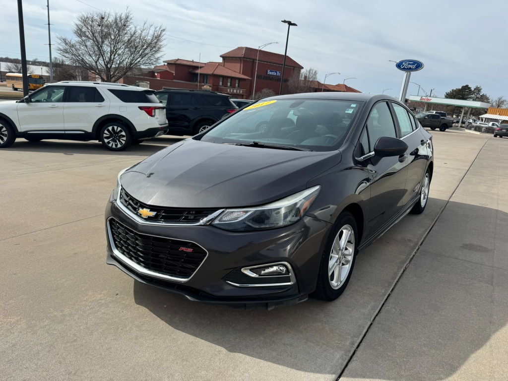 Used 2017 Chevrolet Cruze LT with VIN 1G1BE5SM7H7215202 for sale in Dodge City, KS