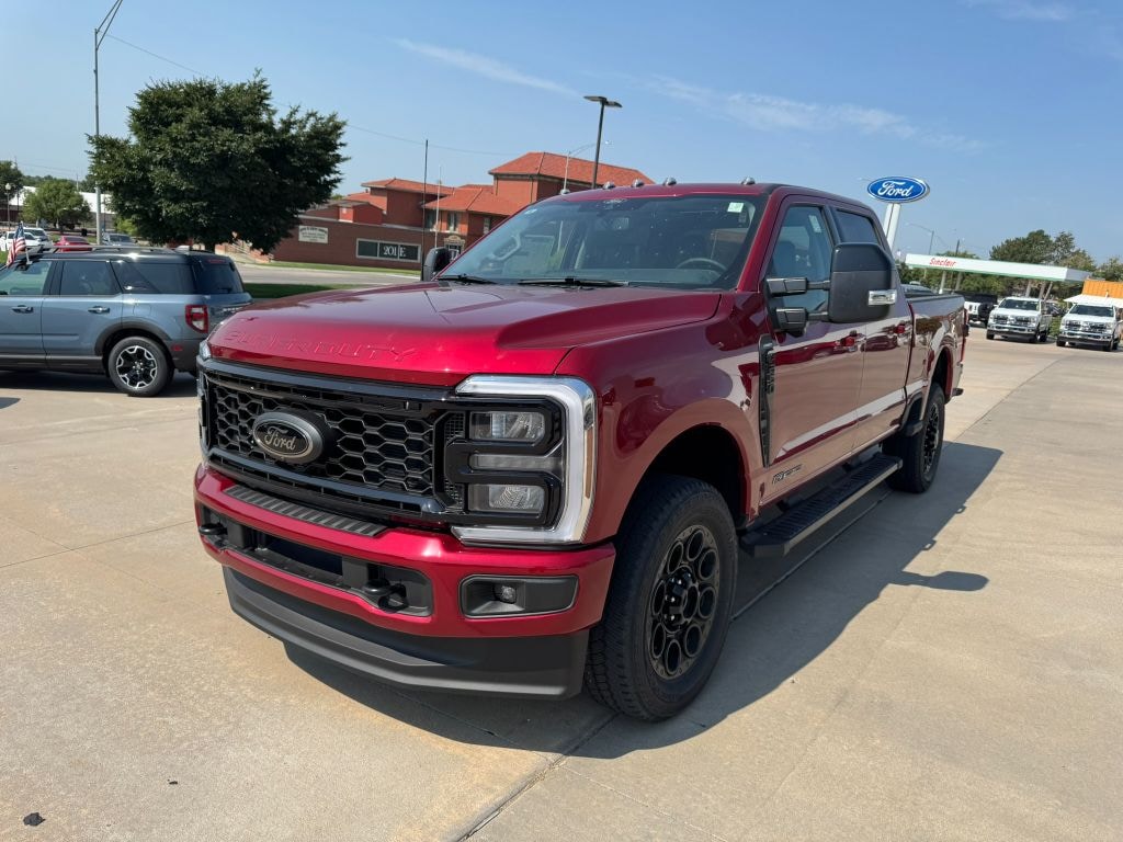 New 2025 Ford F-250 Lariat Truck Crew Cab