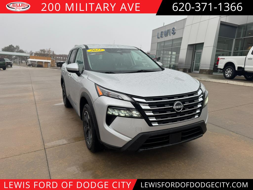 2025 Nissan Rogue SV