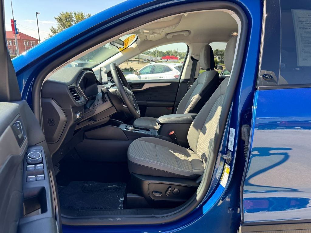 Used 2022 Ford Escape SE FWD SUV