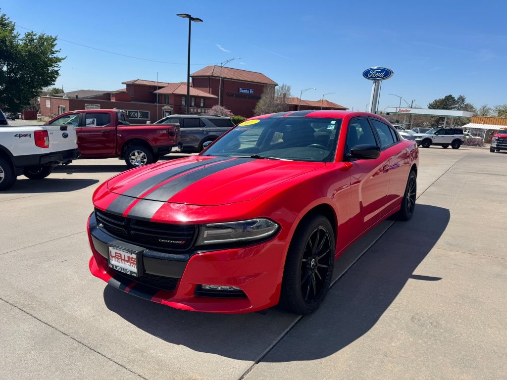 Used 2017 Dodge Charger SXT with VIN 2C3CDXJG3HH538368 for sale in Dodge City, KS