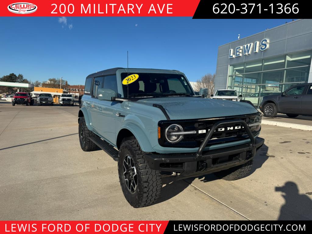 2023 Ford Bronco 4-Door Outer Banks's photo