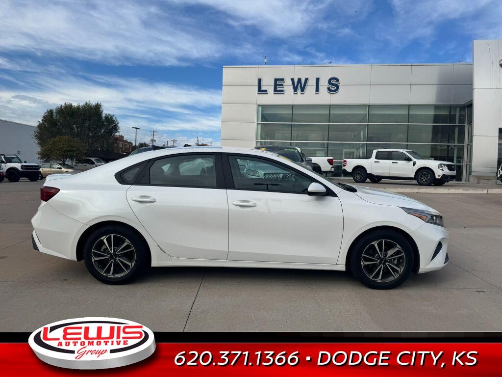 Used 2023 Kia Forte LXS Sedan