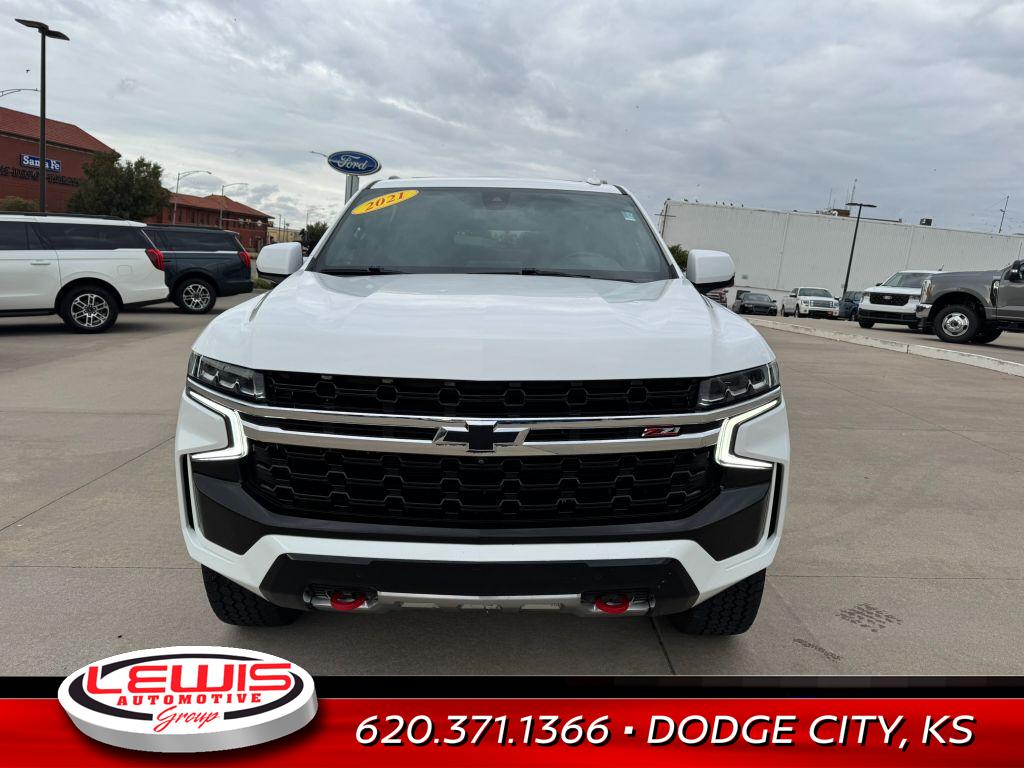 2021 Chevrolet Suburban Z71 photo 3