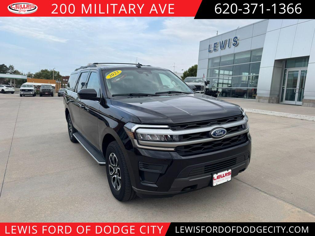 2023 Ford Expedition XLT's photo