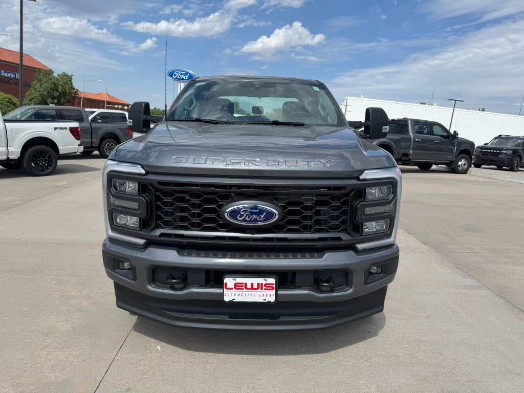 New 2025 Ford F-250 XL Truck Crew Cab