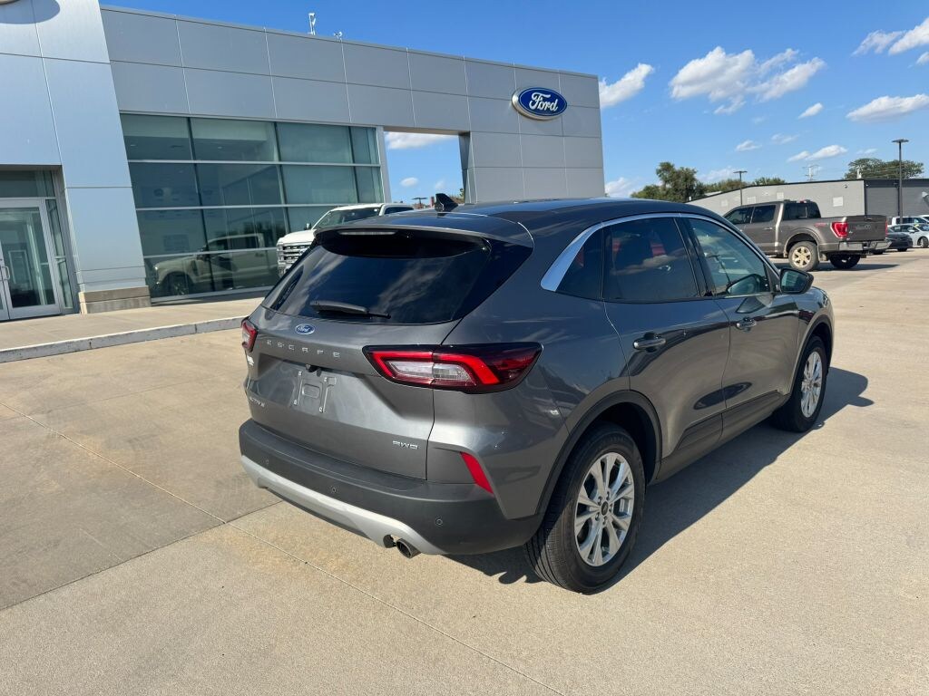 Used 2024 Ford Escape Active SUV