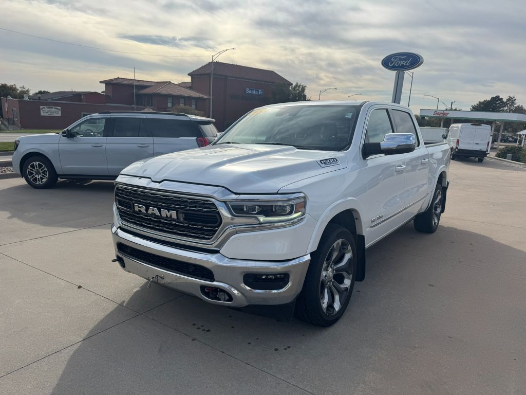2024 Ram 1500 Limited photo 2