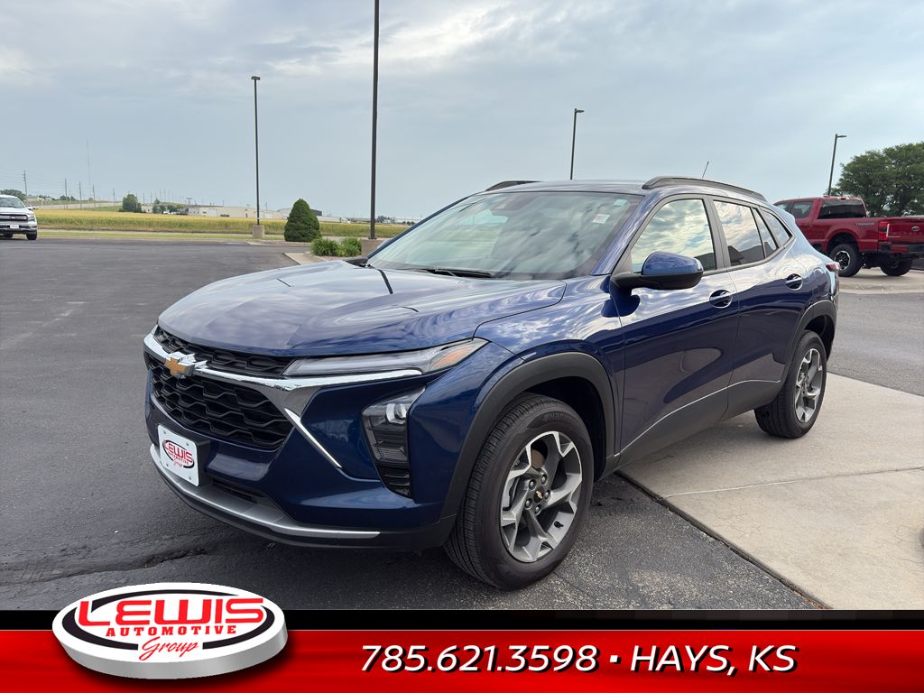 Used 2024 Chevrolet Trax LT with VIN KL77LHE28RC212958 for sale in Hays, KS
