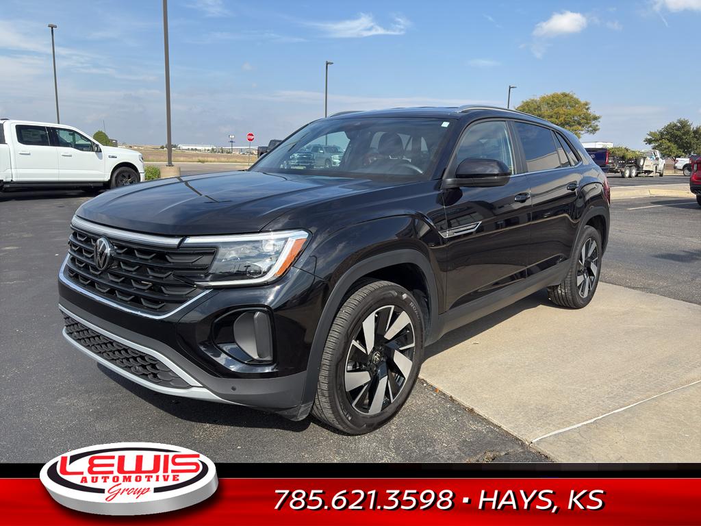 2025 Volkswagen Atlas Cross Sport SE Technology photo 2