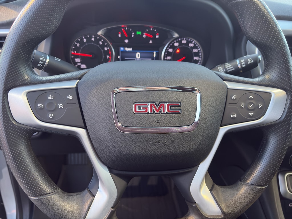 Used 2023 GMC Acadia SLE Sport Utility