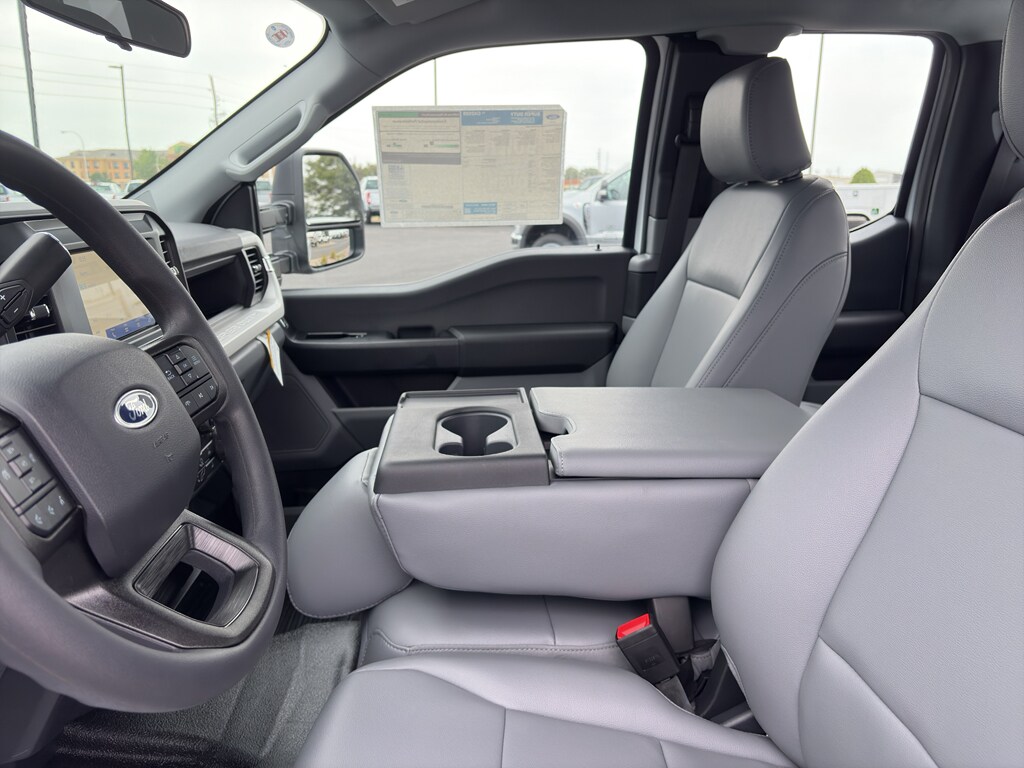 New 2026 Ford F-350 XL Truck Super Cab