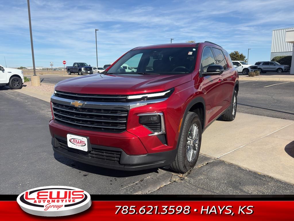 Used 2024 Chevrolet Traverse FWD LT Sport Utility