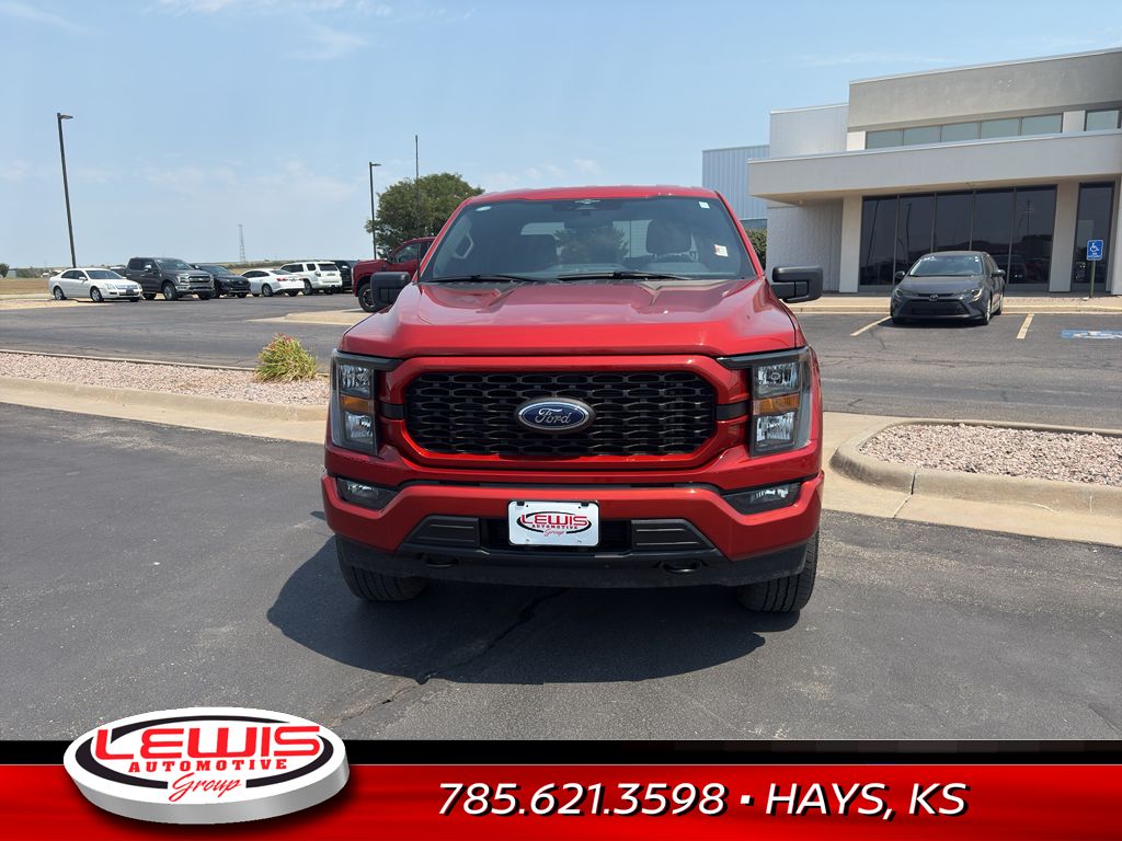 2023 Ford F-150 XL photo 2
