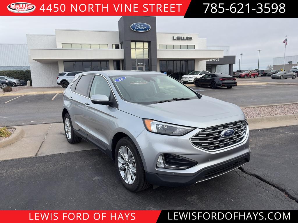 2024 Ford Edge Titanium's photo
