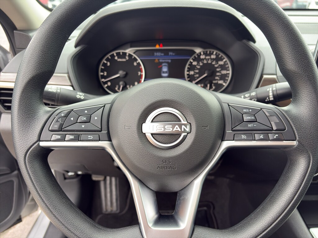 Used 2024 Nissan Altima 2.5 SV Sedan