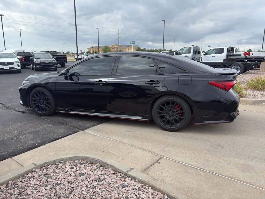 2021 Toyota Avalon TRD photo 2