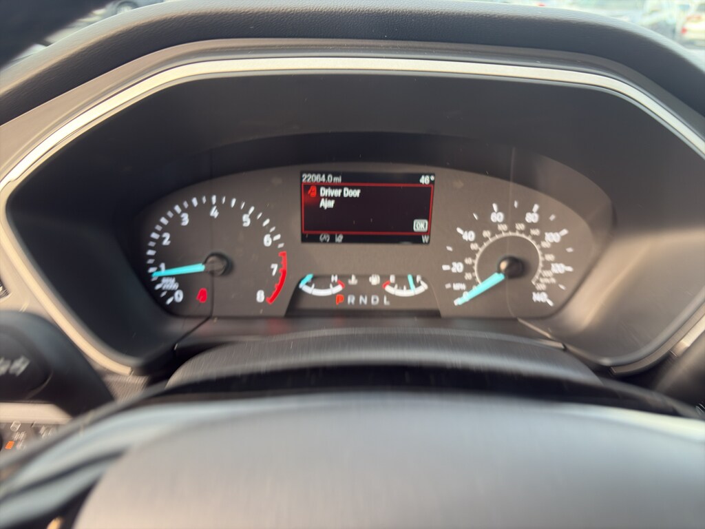 2022 Ford Escape SEL photo 3