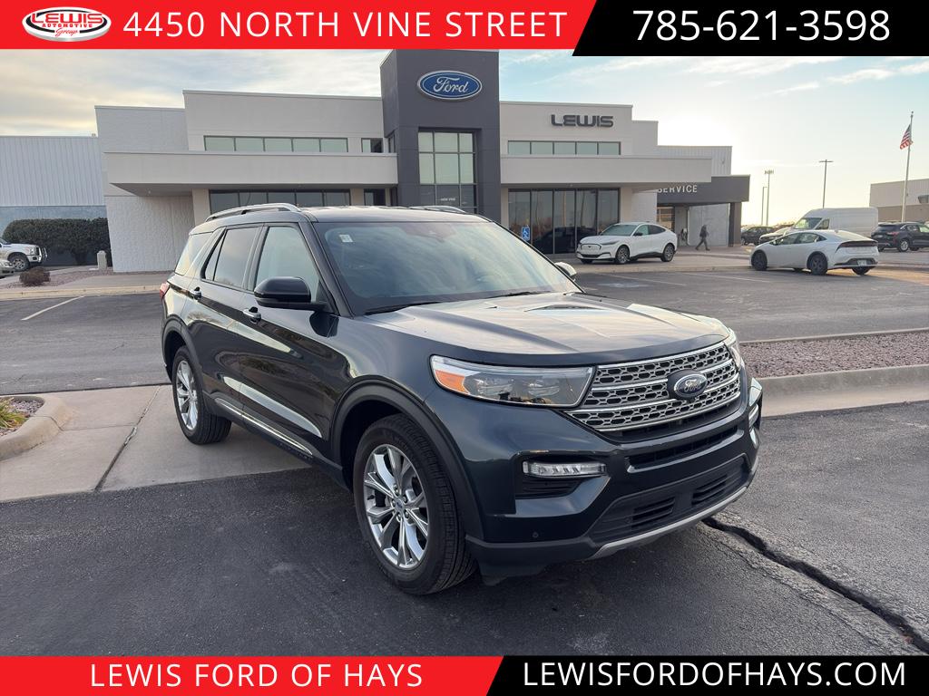 2023 Ford Explorer Limited's photo