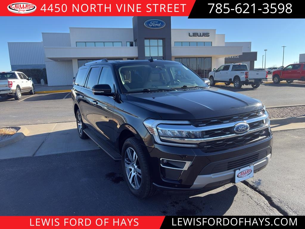 2024 Ford Expedition Limited's photo