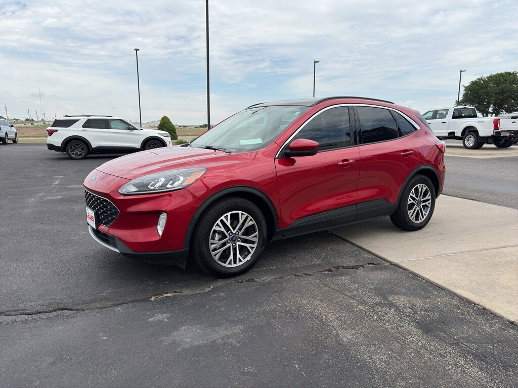 Used 2022 Ford Escape SEL with VIN 1FMCU0H66NUB63208 for sale in Hays, KS