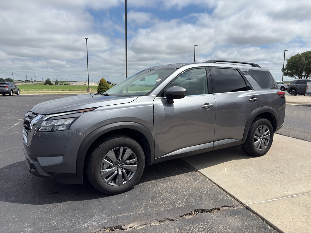 Used 2025 Nissan Pathfinder SV Sport Utility