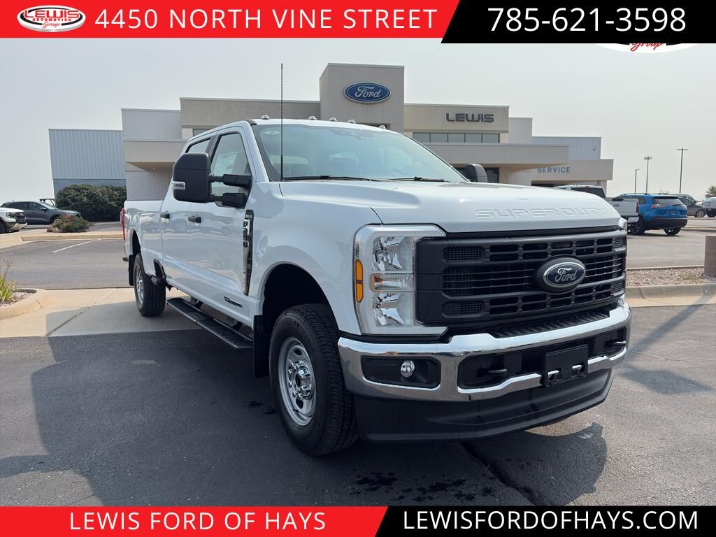 New 2026 Ford F-250 XL Truck Crew Cab