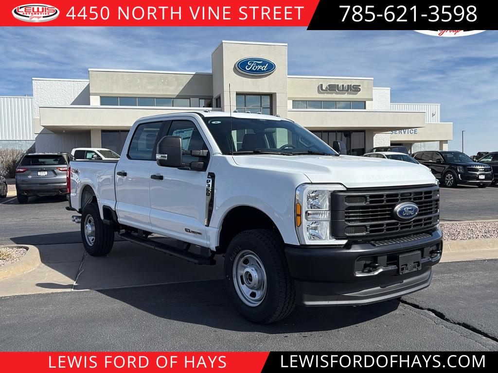 2025 Ford F-350 Truck Crew Cab 