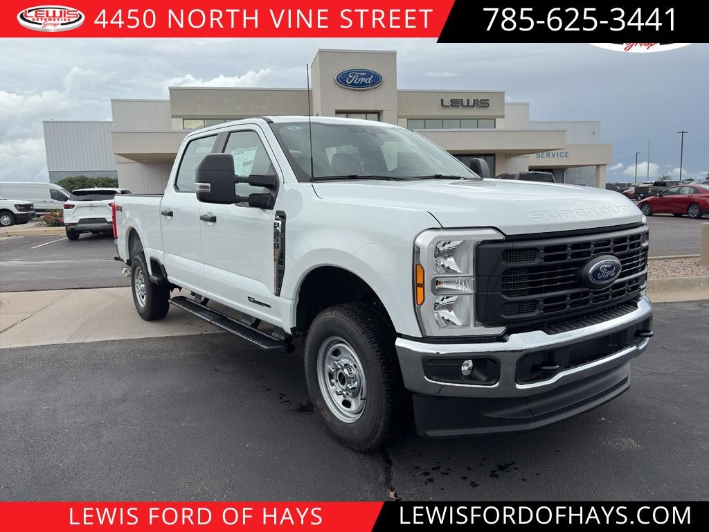 New 2025 Ford F-250 XL Truck Crew Cab