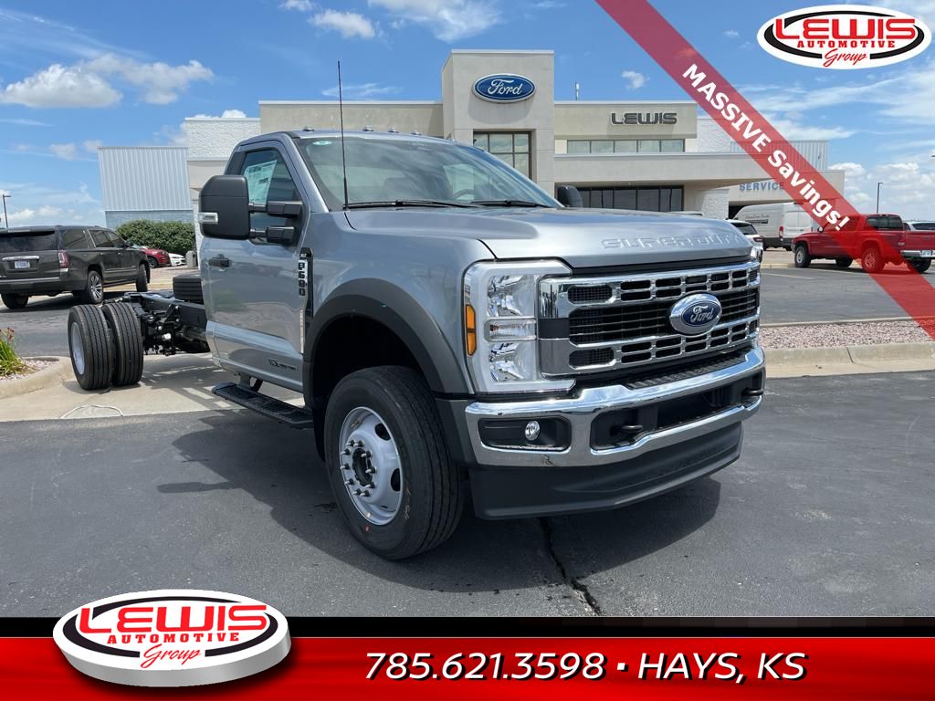2024 Ford F-600 XLT