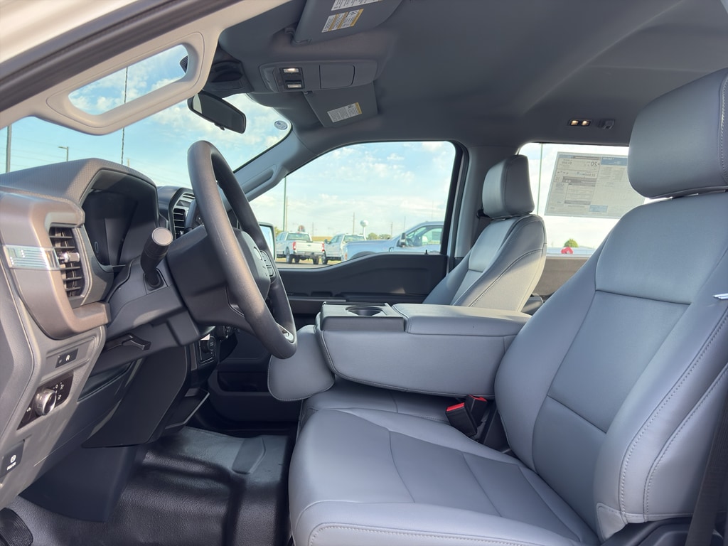 New 2025 Ford F-150 XL Truck SuperCrew Cab