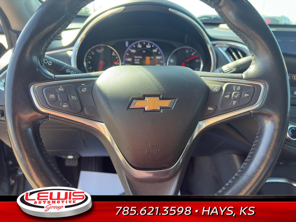 2020 Chevrolet Malibu Premier photo 3