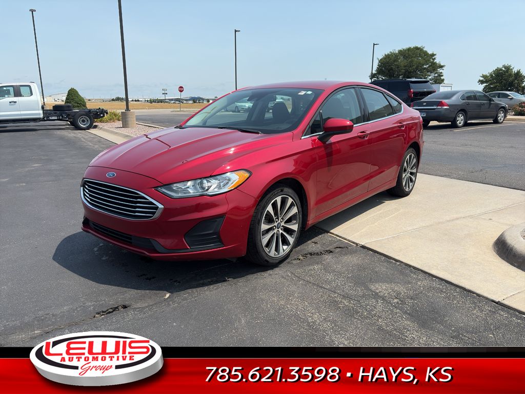 2020 Ford Fusion SE photo 3
