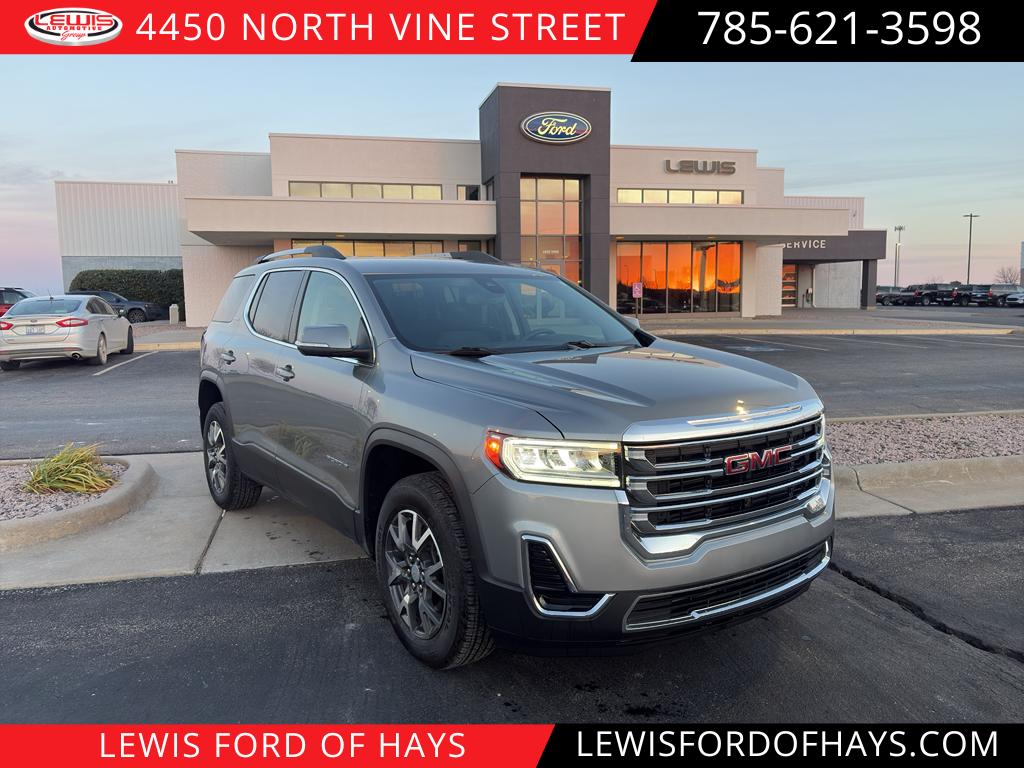 2023 GMC Acadia SLE's photo