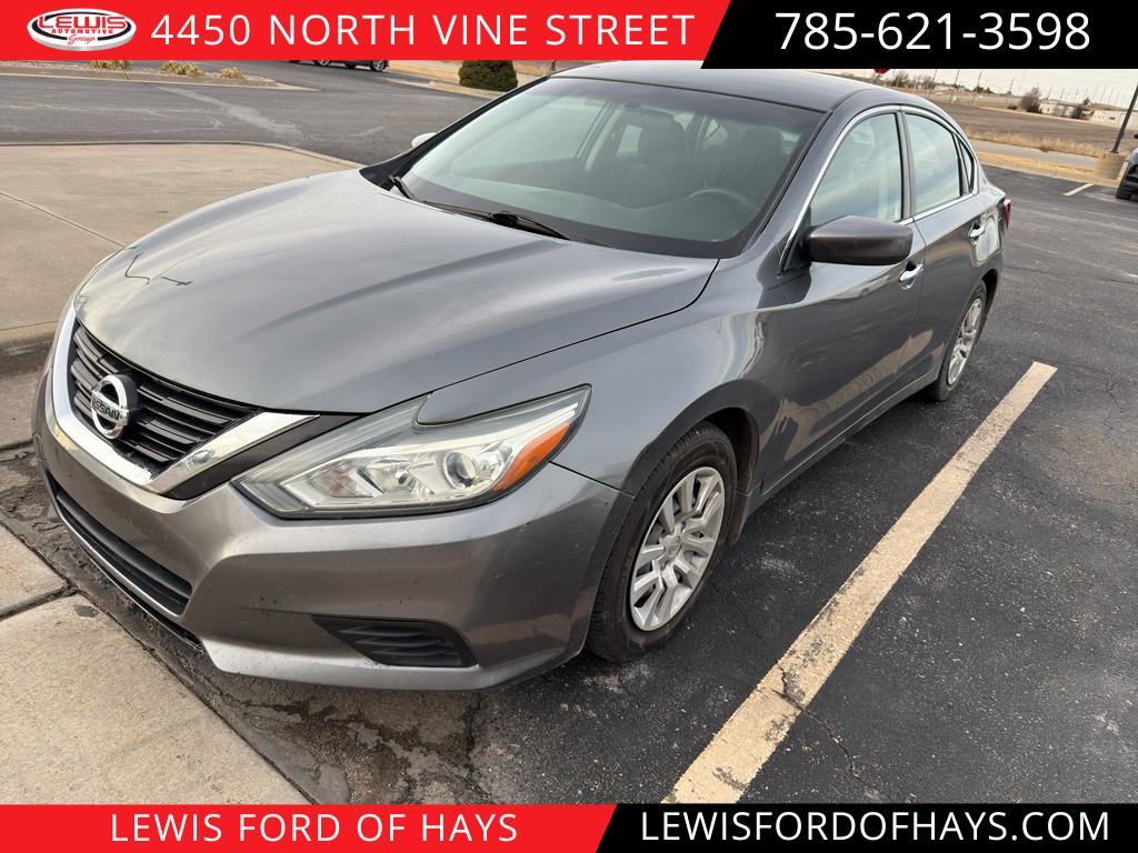 2018 Nissan Altima S's photo