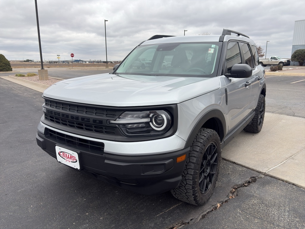 Used 2022 Ford Bronco Sport Base with VIN 3FMCR9A62NRD39551 for sale in Hays, KS