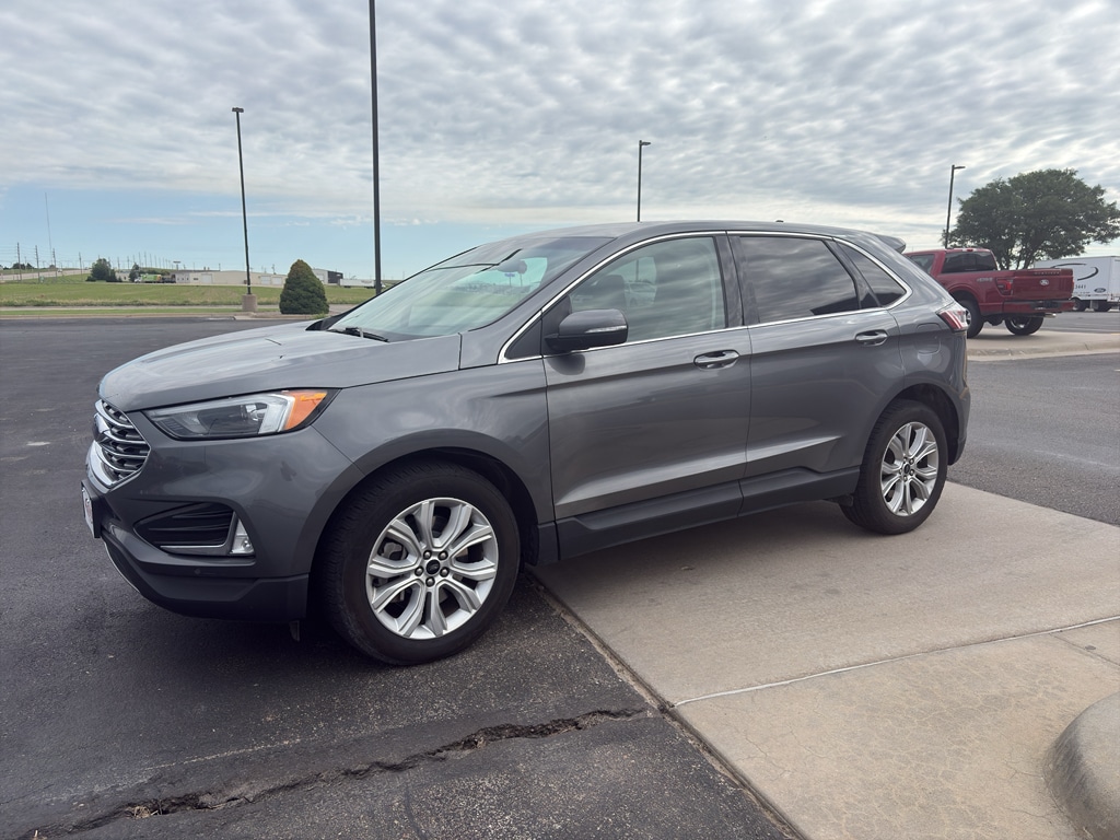 Used 2024 Ford Edge Titanium Sport Utility