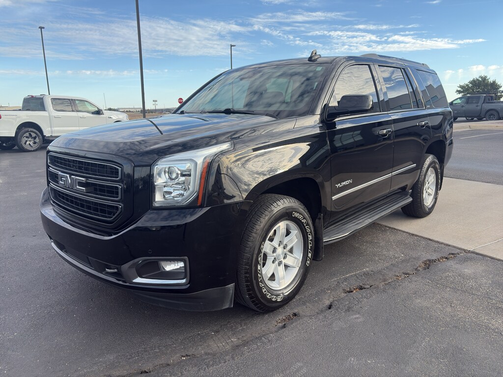 2020 Gmc Yukon SLT photo 2