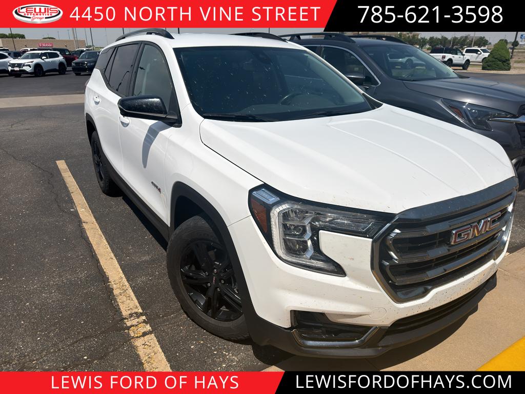 2022 GMC Terrain AT4 AWD's photo