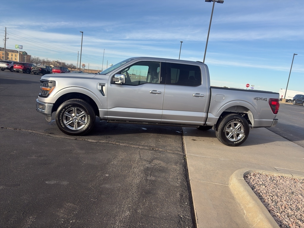 Used 2024 Ford F-150 XLT Crew Cab
