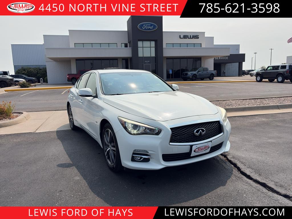 2017 INFINITI Q50