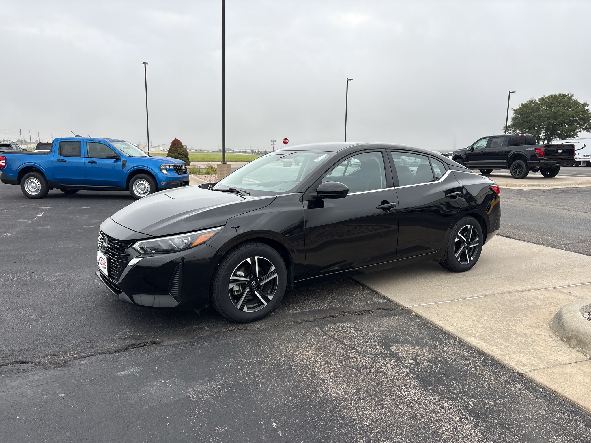 Used 2025 Nissan Sentra SV with VIN 3N1AB8CV2SY307508 for sale in Hays, KS